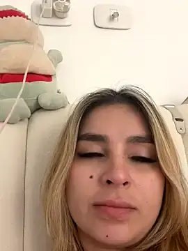 Stripchat Free Live Porn of oriana_zoeee