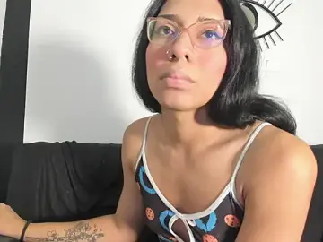Stripchat Live Porn of EmilyGomezLS