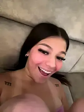 Stripchat Best live sex cam show of Alyshanon18