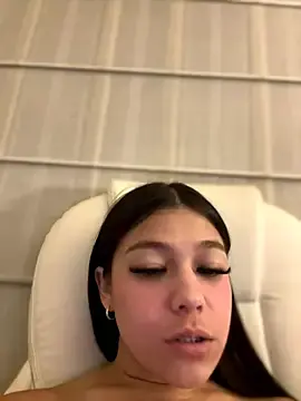 Stripchat Best live sex cam show of Alyshanon18