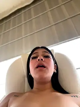 Stripchat Live Sex of Alyshanon18