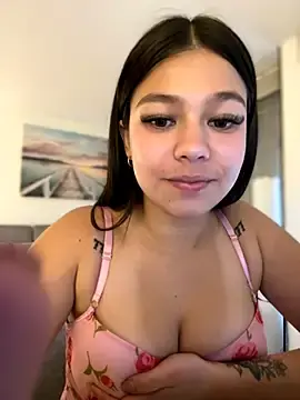 Stripchat Live Sex of Alyshanon18