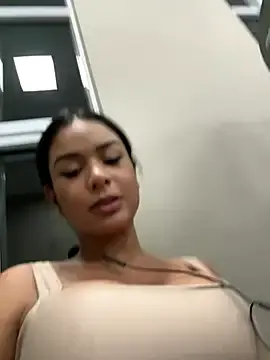 Stripchat Free Live Porn of x-Maya-x