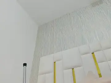 Stripchat Sex Cam of juliette_pretty_