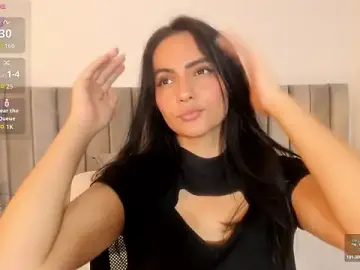 Stripchat Adult Webcam of kareena_basu