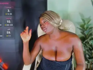 Stripchat Free Porn Cam of Almaahotxxx