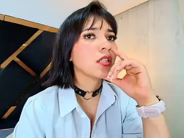 Stripchat Live Porn of lina_bedoya_