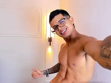 Stripchat Free Live Porn of Paradise_boy_s