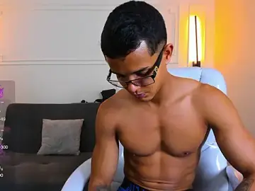 Stripchat Live Porn of Paradise_boy_s