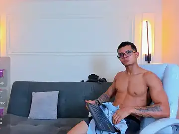 Stripchat Live Sex Cam of Paradise_boy_s