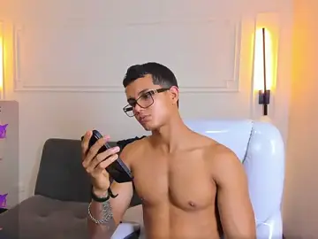 Stripchat Best live sex cam show of Paradise_boy_s