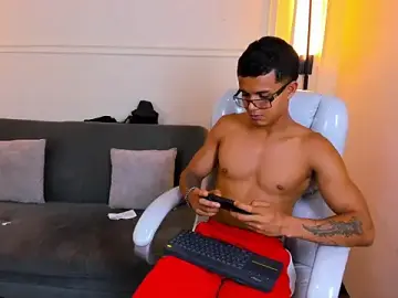 Stripchat Nude Webcam of Paradise_boy_s