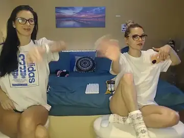 Stripchat Live Sex Cam of Tasty_Shape