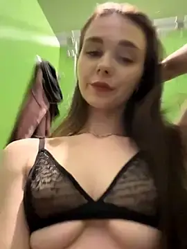 Stripchat Live Porn of MilaBee