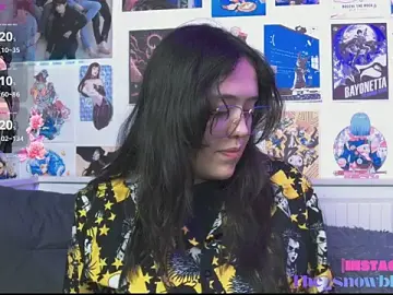 Stripchat Live Sex of snowblack_