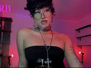 Stripchat Free Live Porn of Heka_Prudence