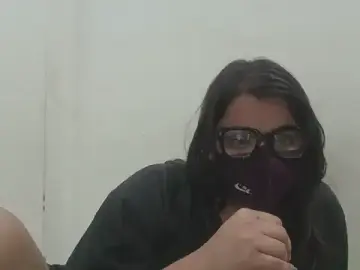 Stripchat Nude Webcam of Rani_Singha