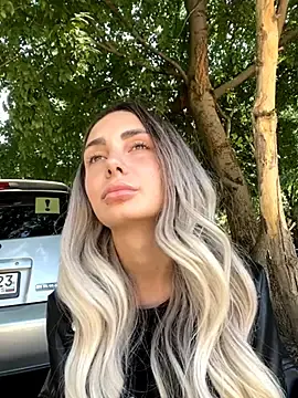 Stripchat Live Sex Cam of SandraCarter
