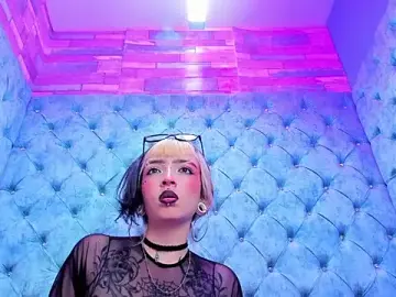 Stripchat Free Porn Cam of Samantha_Smiith