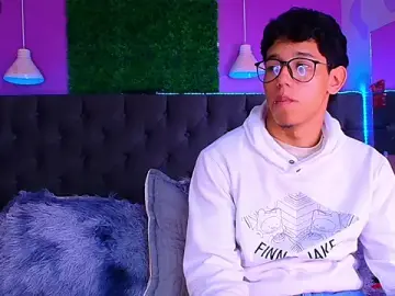 Stripchat Free Live Porn of RyanPricee