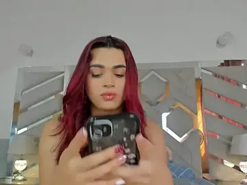 Stripchat Live Sex Cam of alexandra_fire69x