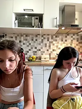 Stripchat Sex Cam of 18teengirl3
