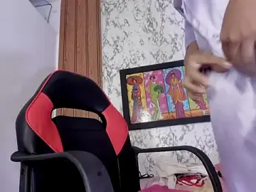 Stripchat Sex Cam of camilagreeco