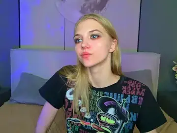 Stripchat Nude Webcam of 4example_Chloe