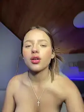 Stripchat Best live sex cam show of Sofia18_pinkk