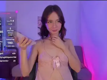 Stripchat Live Sex Cam of hey_roxx-OvvO