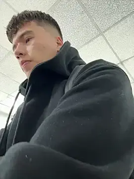 Stripchat Watch Live Sex Cams of Logan_smith1