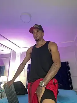 Stripchat Best Webcam of AaronCruz_