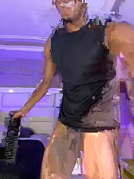 Stripchat Live Porn of AaronCruz_