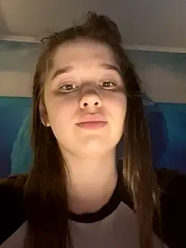 Stripchat Free Live Porn of HornyGirlH