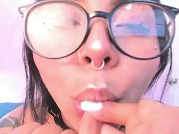 Stripchat Free Live Porn of miss_soffi_