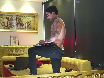 Stripchat Private Sex Chat of dantecoppolaa_