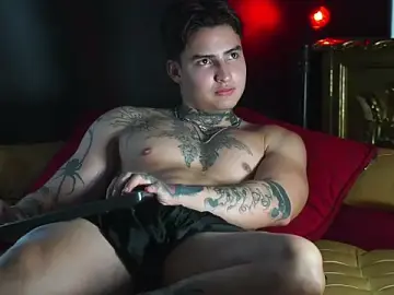Stripchat Live Porn of dantecoppolaa_