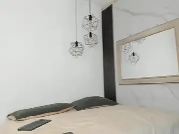 Stripchat Best live sex cam show of flavia_cruz