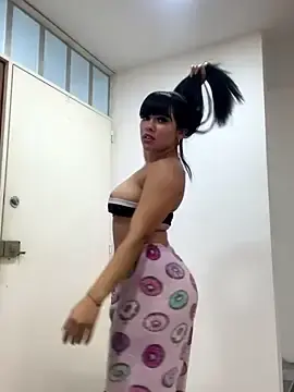 Stripchat Live Sex of BrendaCrean