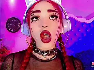 Stripchat Best Webcam of LeyXandrabraz