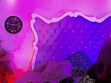 Stripchat Live Sex Cam of LeyXandrabraz