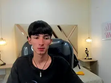 Stripchat Live Sex Cam of Jake_evans