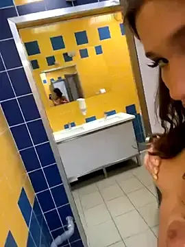 Stripchat Watch Live Sex Cams of shy_priincess