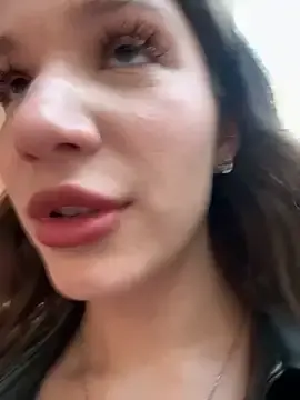 Stripchat Nude Webcam of shy_priincess
