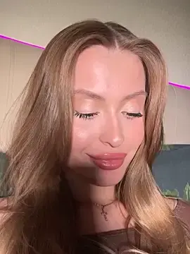 Stripchat Live Sex Cam of Sweet__Milly