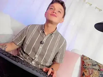 Stripchat Adult Webcam of Tim_wolf