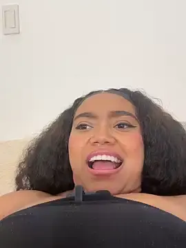 Stripchat Live Sex Cam of JasmineRose7