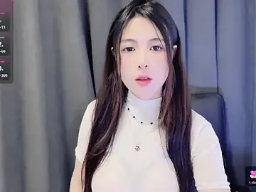 Stripchat Live Porn of candy-yiyi