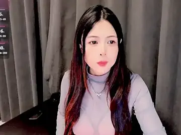 Stripchat Free Porn Cam of candy-yiyi