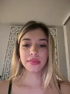 Stripchat Live Porn of carolina__star